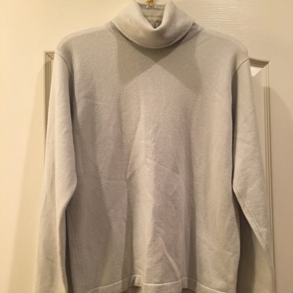 Ellen Tracy turtle-neck cashmere sweater - Picture 1 of 3